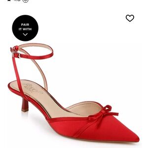 Jewel Badgley Mischka